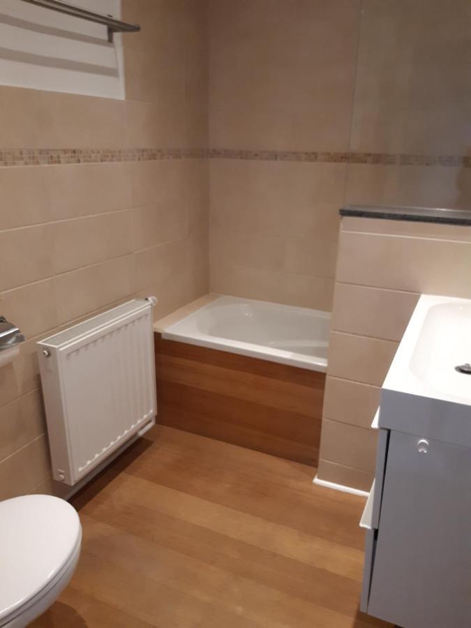 Maison Cosy Au Centre De Nivelles - Videosurveillance Exterieure 외부 사진
