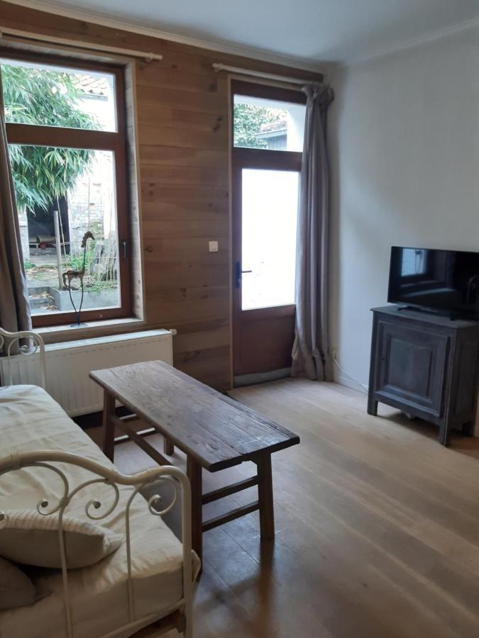 Maison Cosy Au Centre De Nivelles - Videosurveillance Exterieure 외부 사진